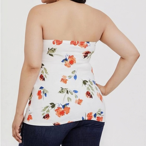 TORRID, NWOT, Foxy Knot Front, Floral Tube Top, Size 2X - Picture 4 of 13